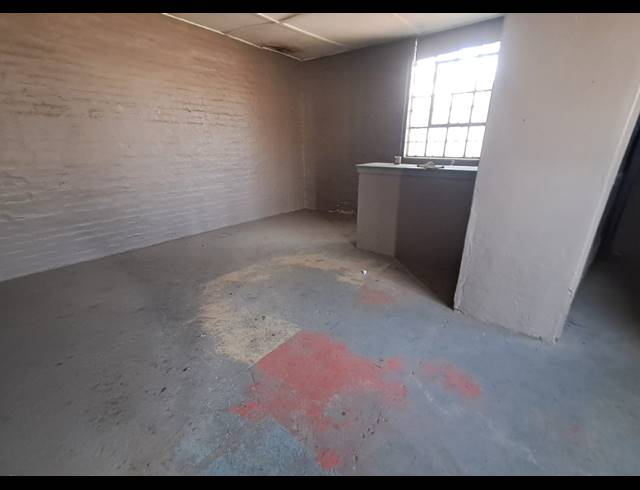 M² WORKSHOP TO LET IN NOLDICK